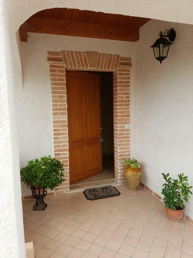 Borgo Santa Lucia Villa Кропани Екстериор снимка
