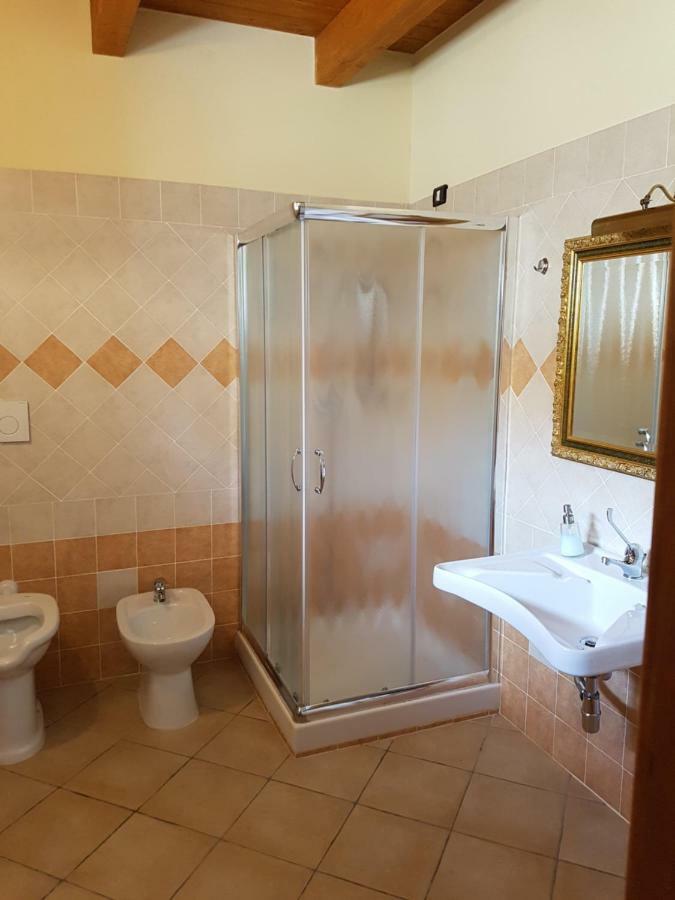 Borgo Santa Lucia Villa Кропани Екстериор снимка