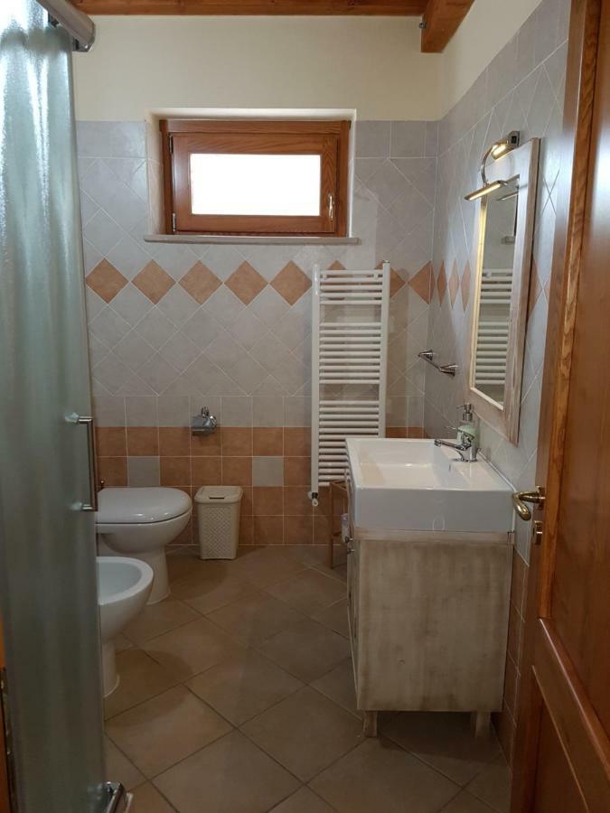 Borgo Santa Lucia Villa Кропани Екстериор снимка