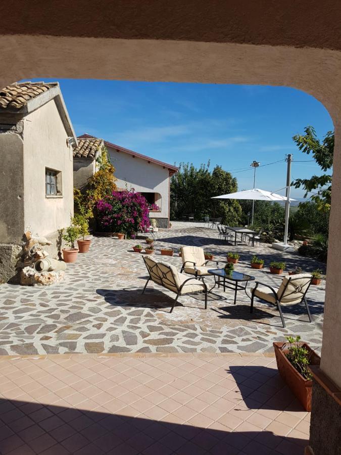 Borgo Santa Lucia Villa Кропани Екстериор снимка